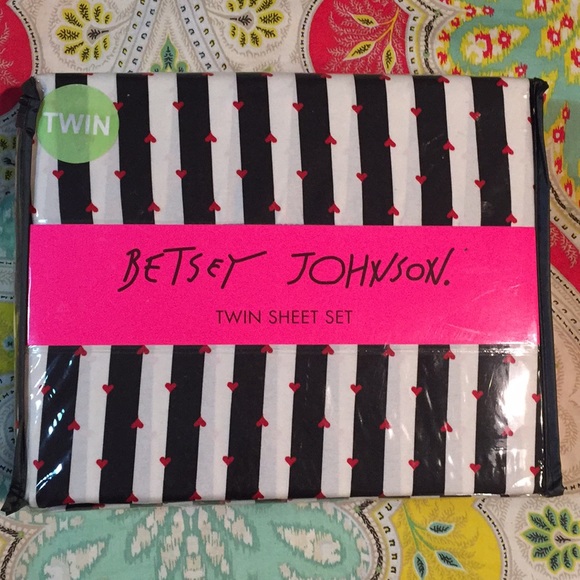 Betsey Johnson Other - Betsy Johnson heart striped twin sheet set Betsey Johnson Other - Betsy Johnson heart striped twin sheet set